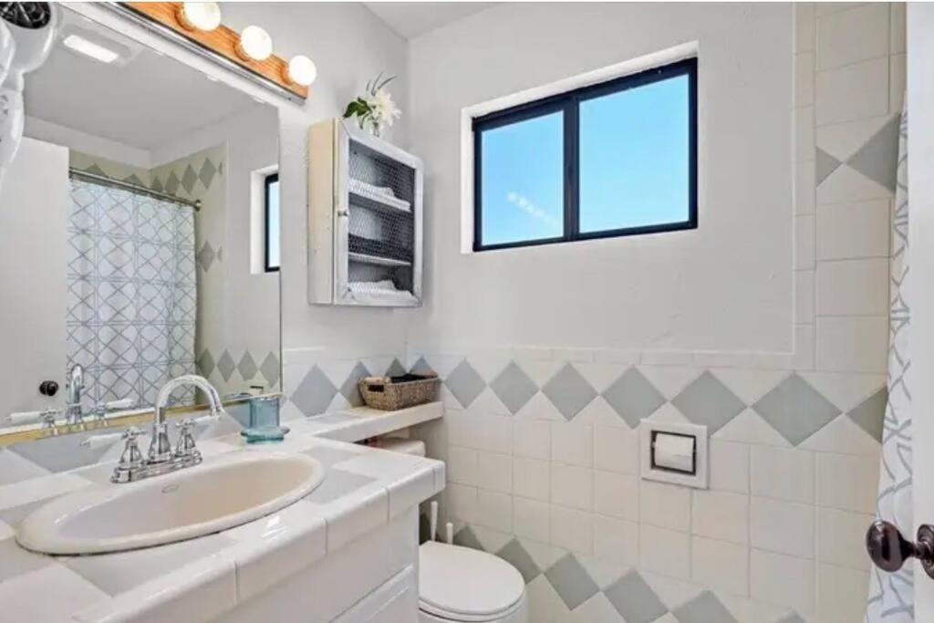 Beautiful Oasis With Rv Or Boat Parking Henderson Exterior foto